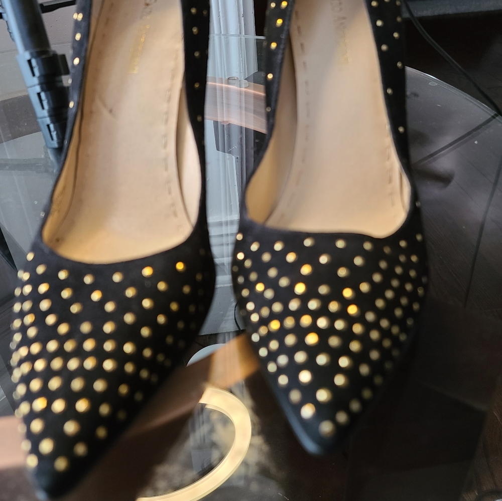 Enzo Angiolino Black Suede Pumps